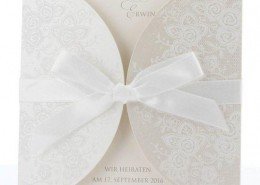 hochwertige Hochzeitskarte aus weißem Schimmerkarton, Hochzeitskarten elegant