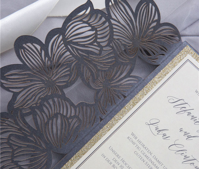 Hochzeitskarte, schwarze Eleganz, edler Lasercut, Hochzeitskarten Luxus